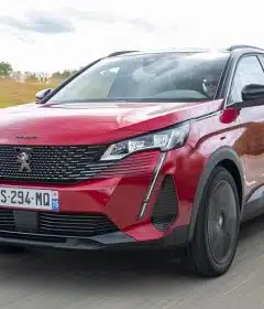 Avis des Consommateurs sur le Peugeot 3008 Quels Modèles Faut-il Éviter